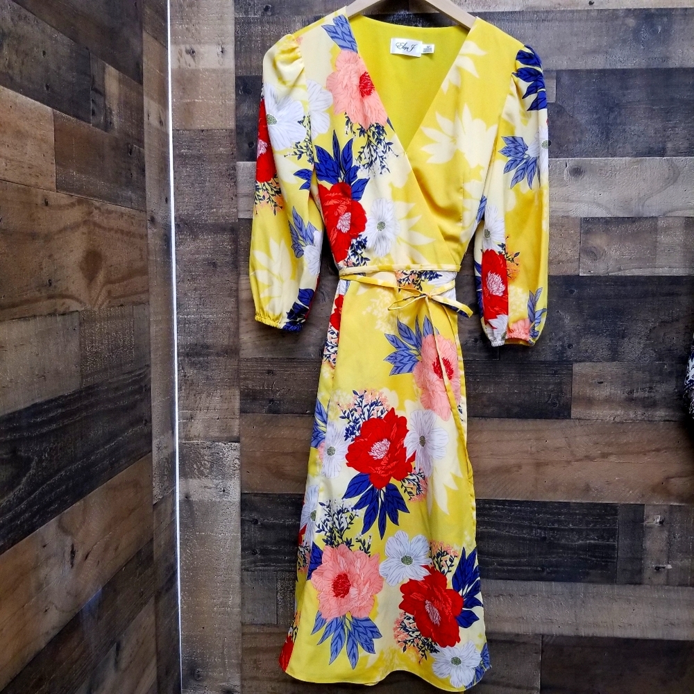 Eliza J, 10 Petite dress, yellow flowered